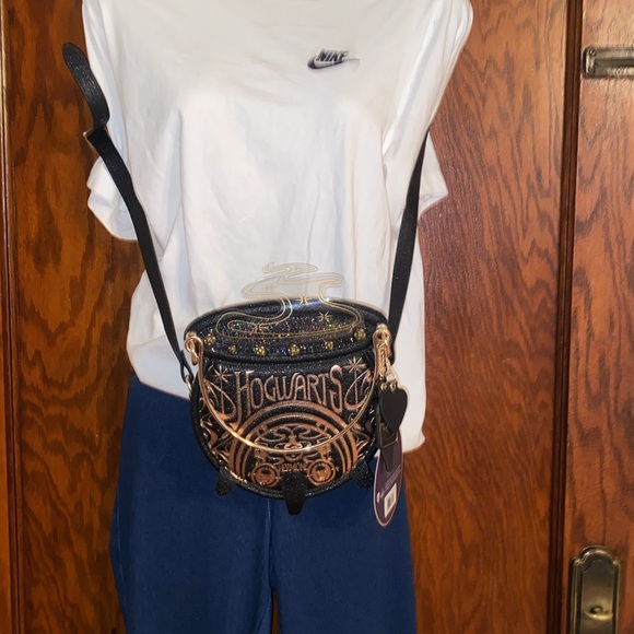Fred Segal HARRY POTTER Crossbody! - Picture 9 of 9